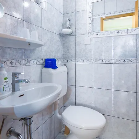 Apartamento With A Parking Space Rab - 14120 *