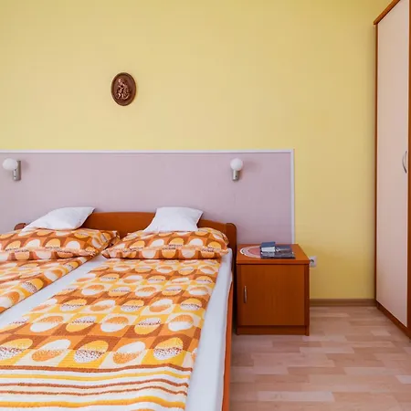 With A Parking Space Rab - 14120 Apartamento *