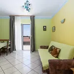 Apartment With Parking Space Rab - 14120 *