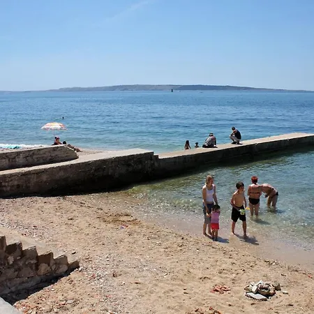 With Parking Space Rab - 14120 Apartmán New Translation