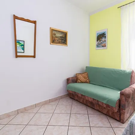 Apartment With A Parking Space Rab - 14120 Palit