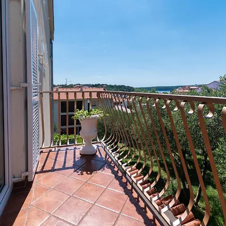 With Parking Space Rab - 14120 *