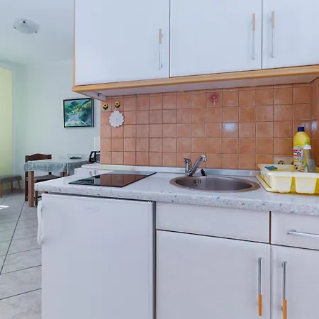 Apartment With A Parking Space Rab - 14120 Palit
