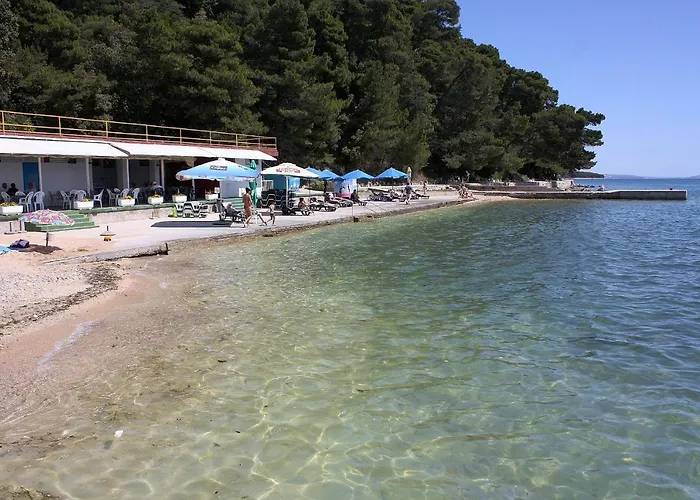 With Parking Space Rab - 14120 Apartmán New Translation