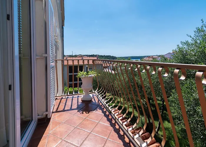 With Parking Space Rab - 14120 *